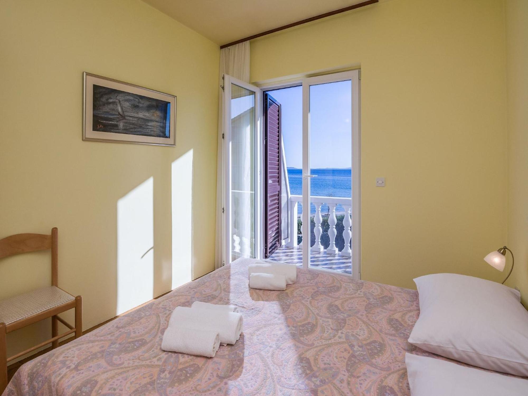Apartments In House Liveric In Vir At The Beach Exterior photo