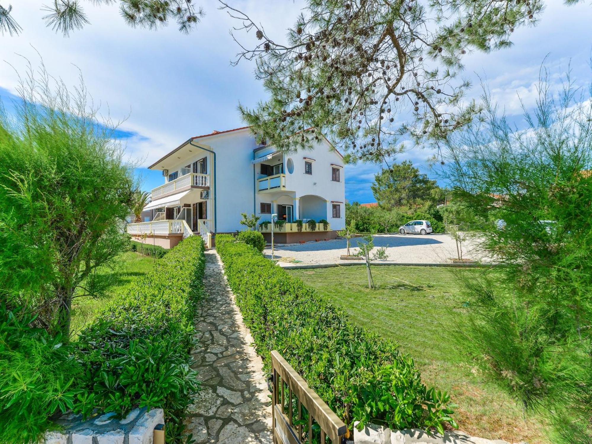 Apartments In House Liveric In Vir At The Beach Exterior photo